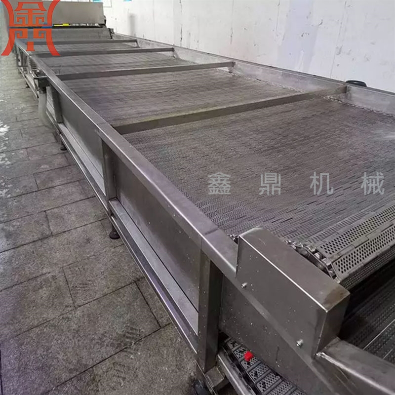 手撕鴨脖壓直定型油炸生產(chǎn)線來電咨詢